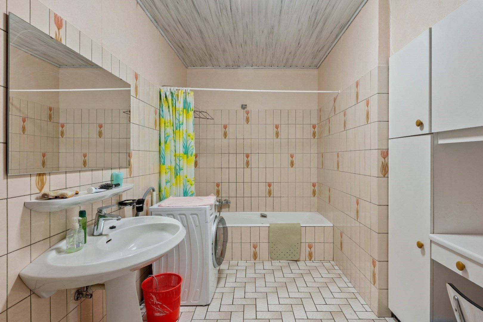 Vrijstaande woning met volledige kelder op 1715 m² – ruimte, rust én renovatiekansen! foto 13