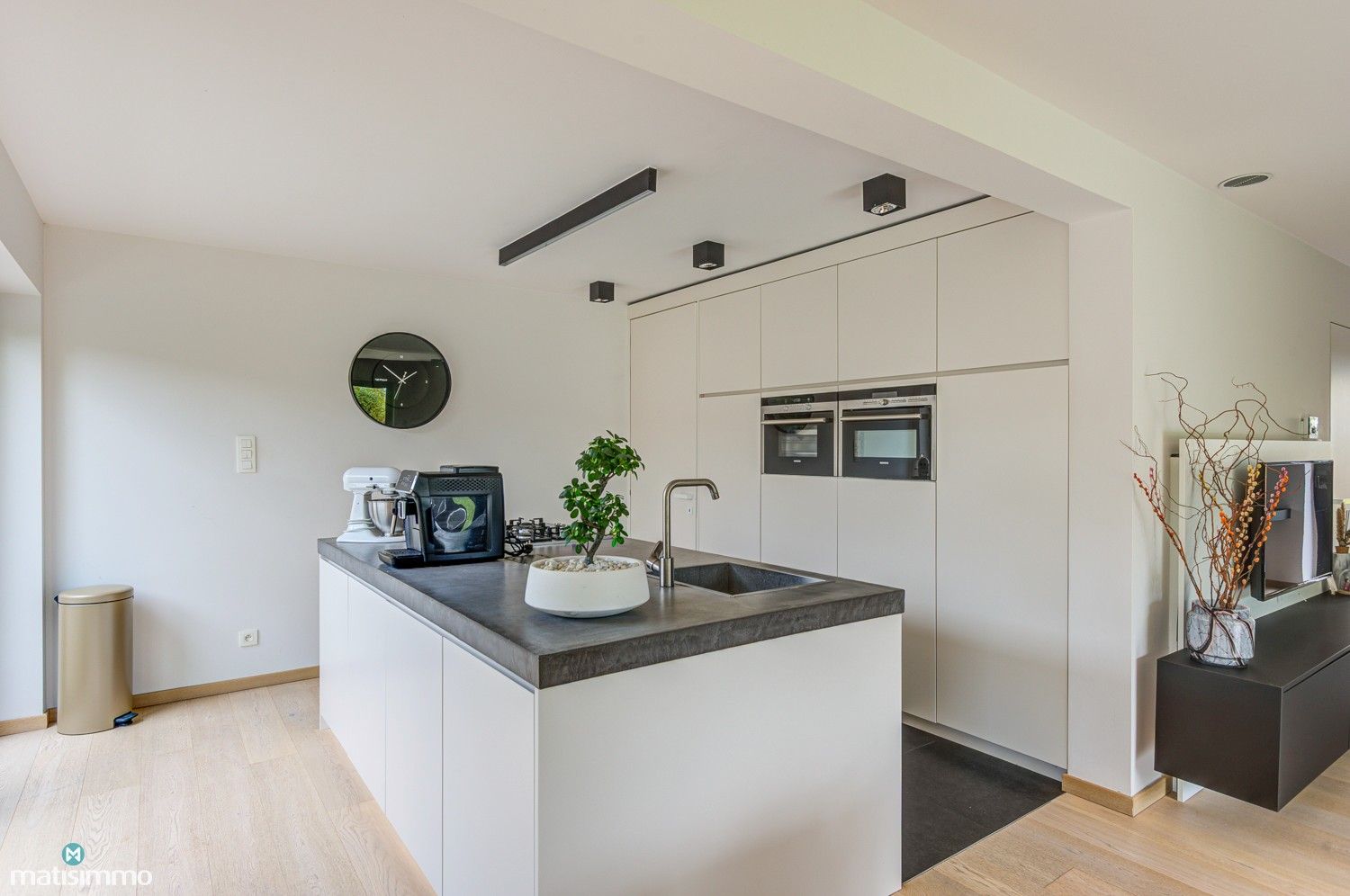 ENERGIEZUINIGE WONING MET 2 SLAAPKAMERS, TUIN EN DUBBELE GARAGE IN HET DORPSCENTRUM VAN ROSMEER foto 7