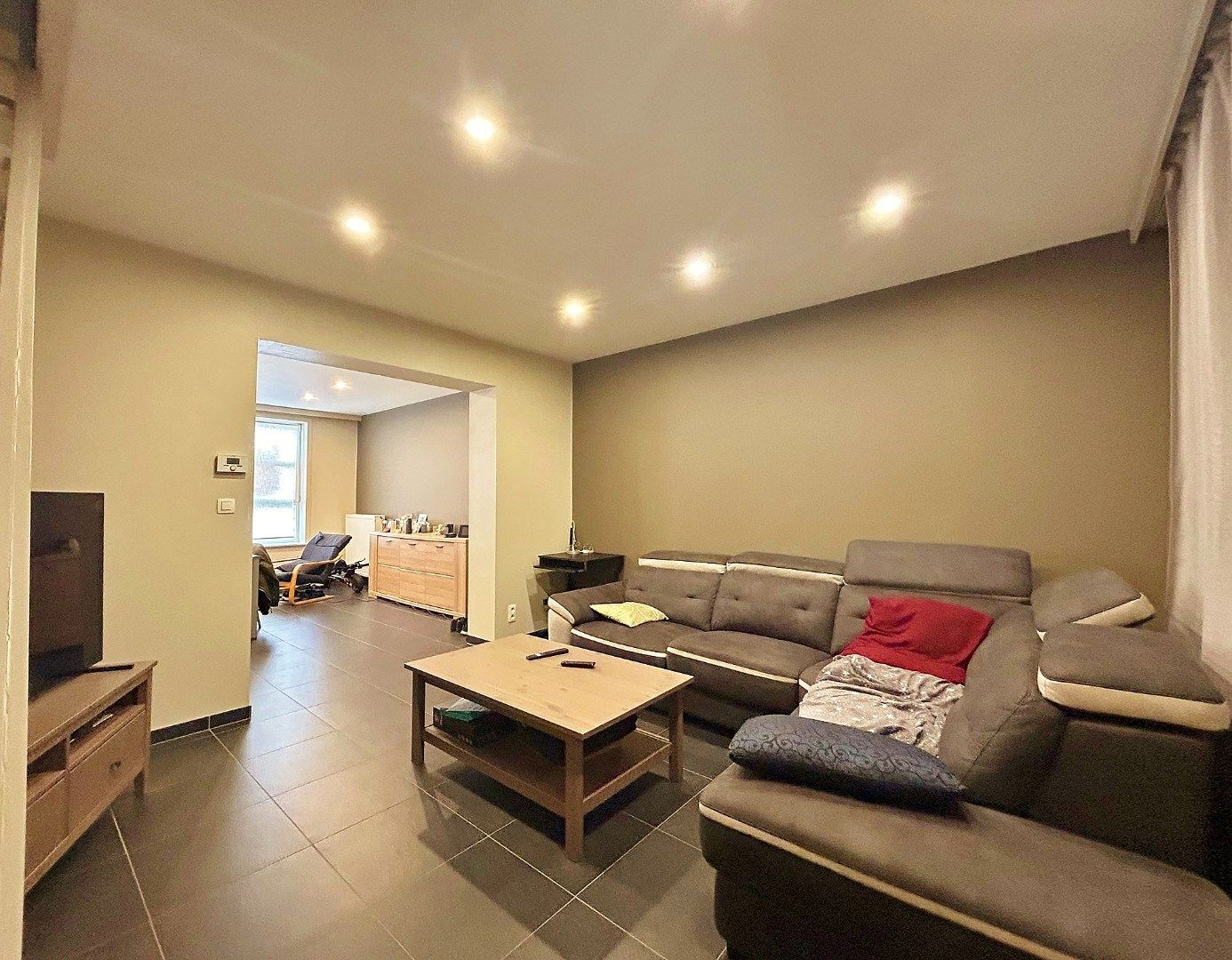 Modern duplex-appartement nabij het centrum van Ieper foto 5