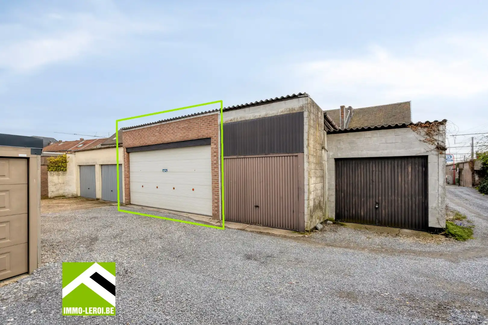 Instapklare woning met grote garage en tuin - aan centrum Tongeren foto 2