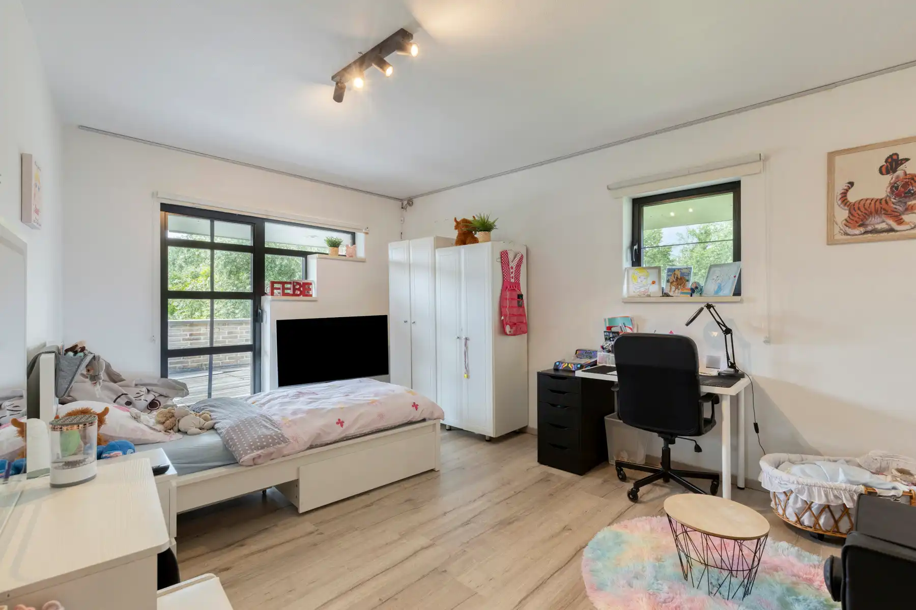 TE KOOP - Villa met 5 slaapkamers en 2 badkamers uit 2001 foto 16