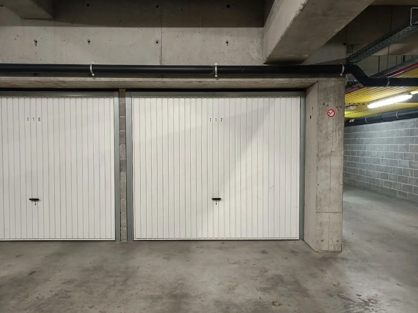 Vlot bereikbare garagebox in nette residentie te Zeebrugge foto 4