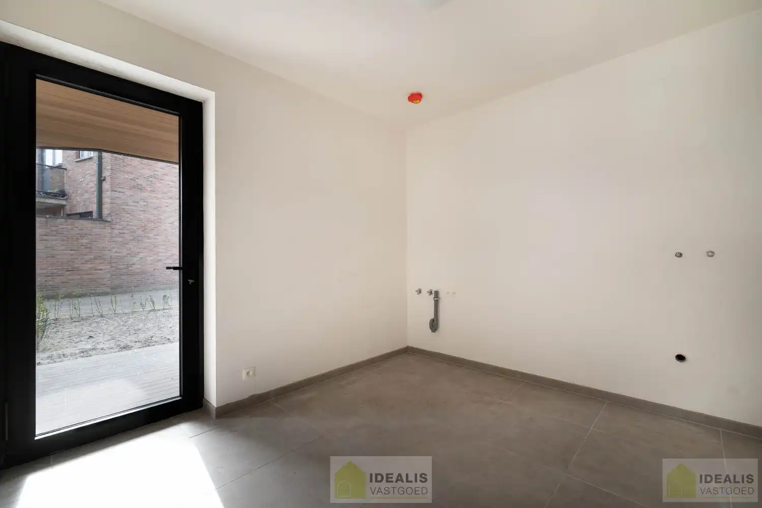 NIEUWBOUWWONING IN HET CENTRUM VAN HAMONT foto 6