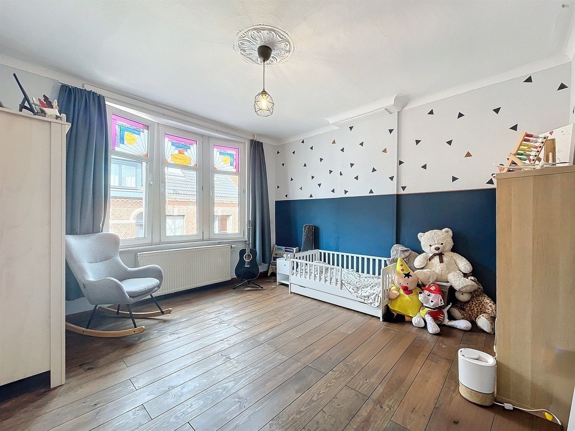 Prachtig herenhuis met 5 slaapkamers en zuid gerichte tuin in Sint-Niklaas. foto 13