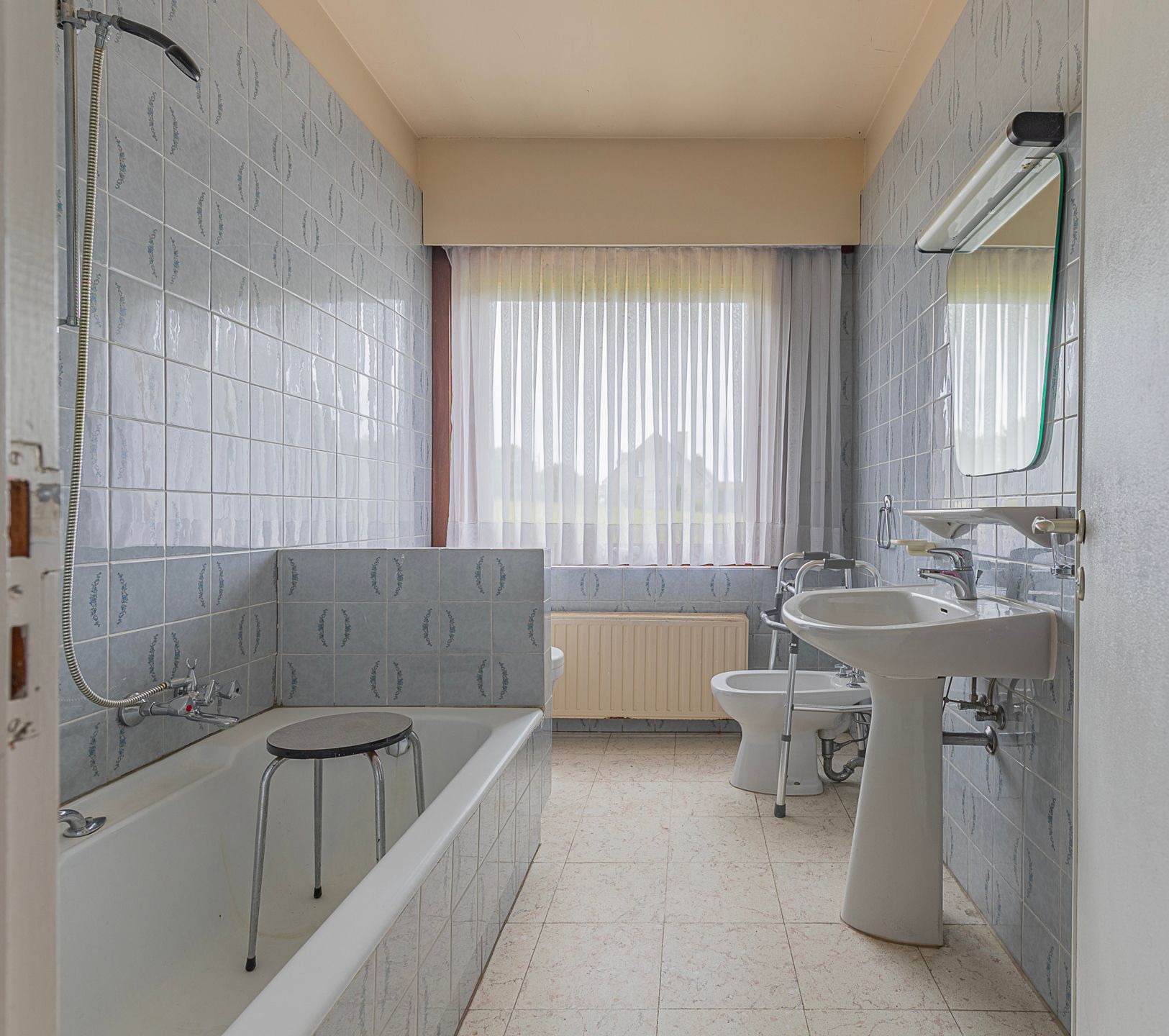 LIERDE - Stevige en verzorgde 4-gevelwoning met open zicht  foto 15