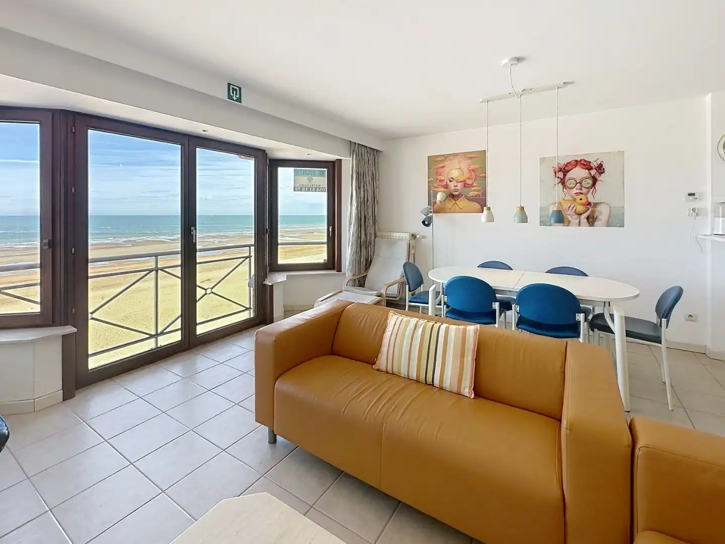 Appartement te koop met frontaal zeezicht op de Zeedijk foto 3