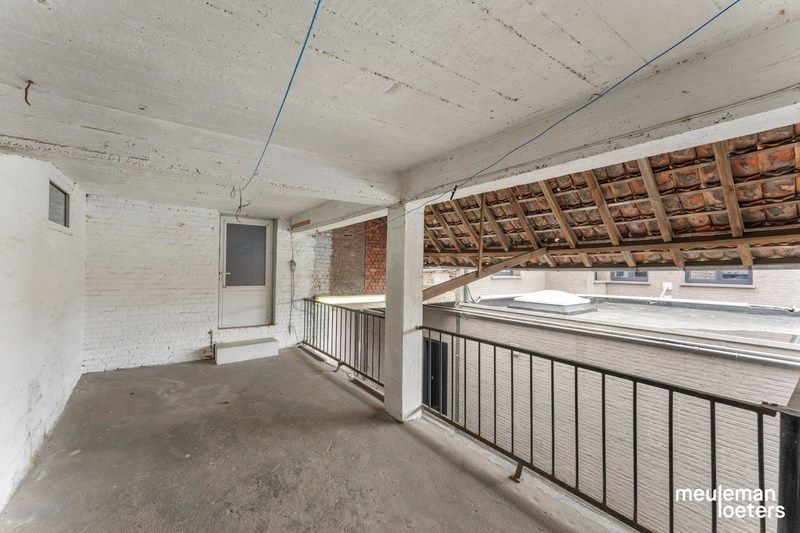 Te renoveren gezinswoning in centrum foto 20