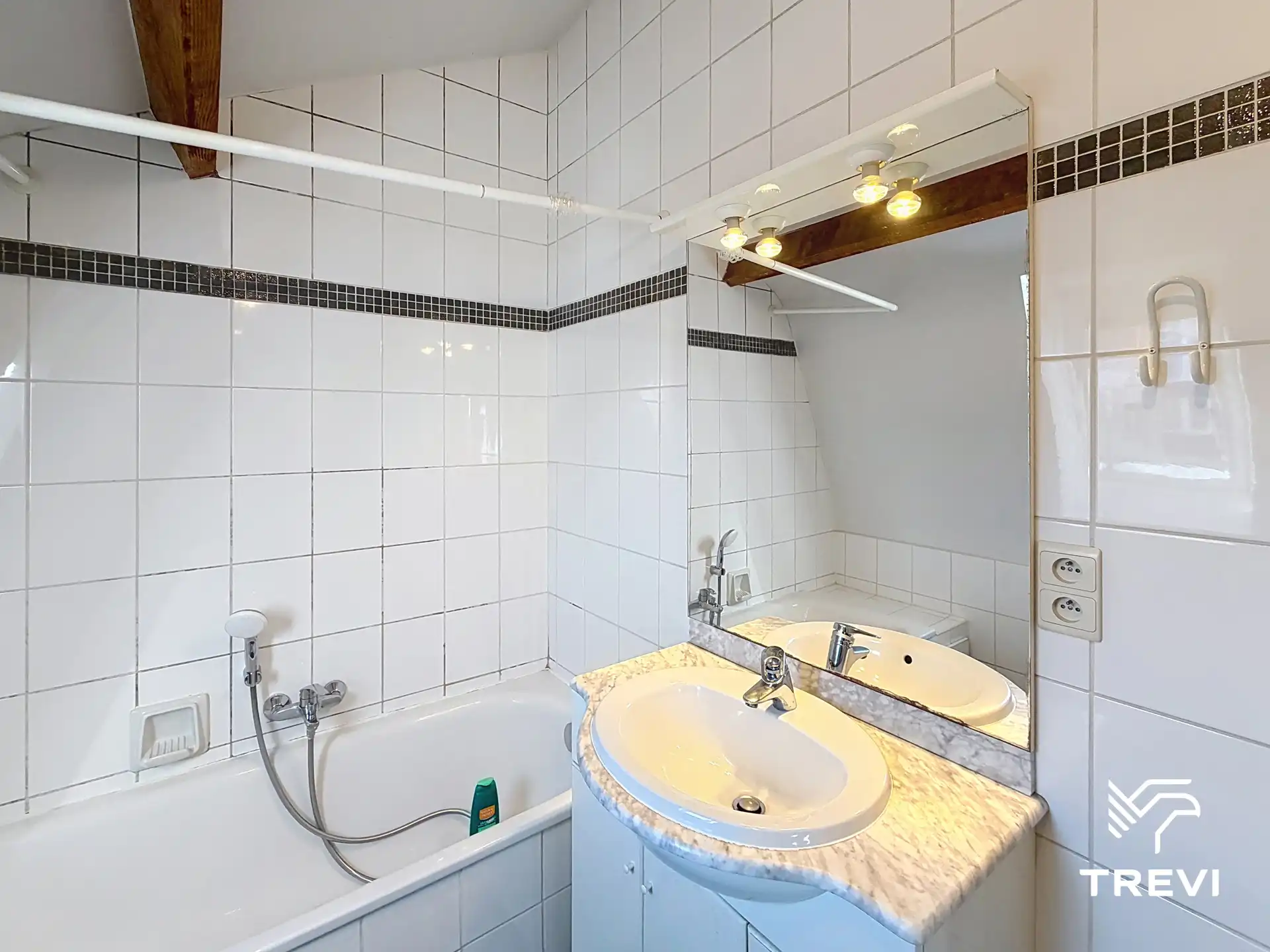 BRUSSEL – 1-slaapkamerappartement nabij de Europese wijk! foto 11