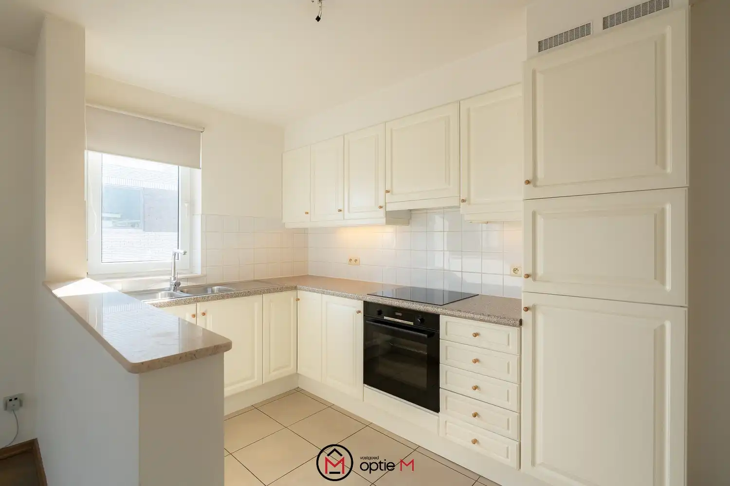 Instapklaar appartement dichtbij het centrum van Hasselt te koop foto 3