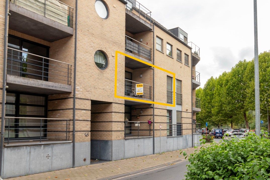 Appartement met 2 slaapkamers en garage foto {{pictureIndex}}