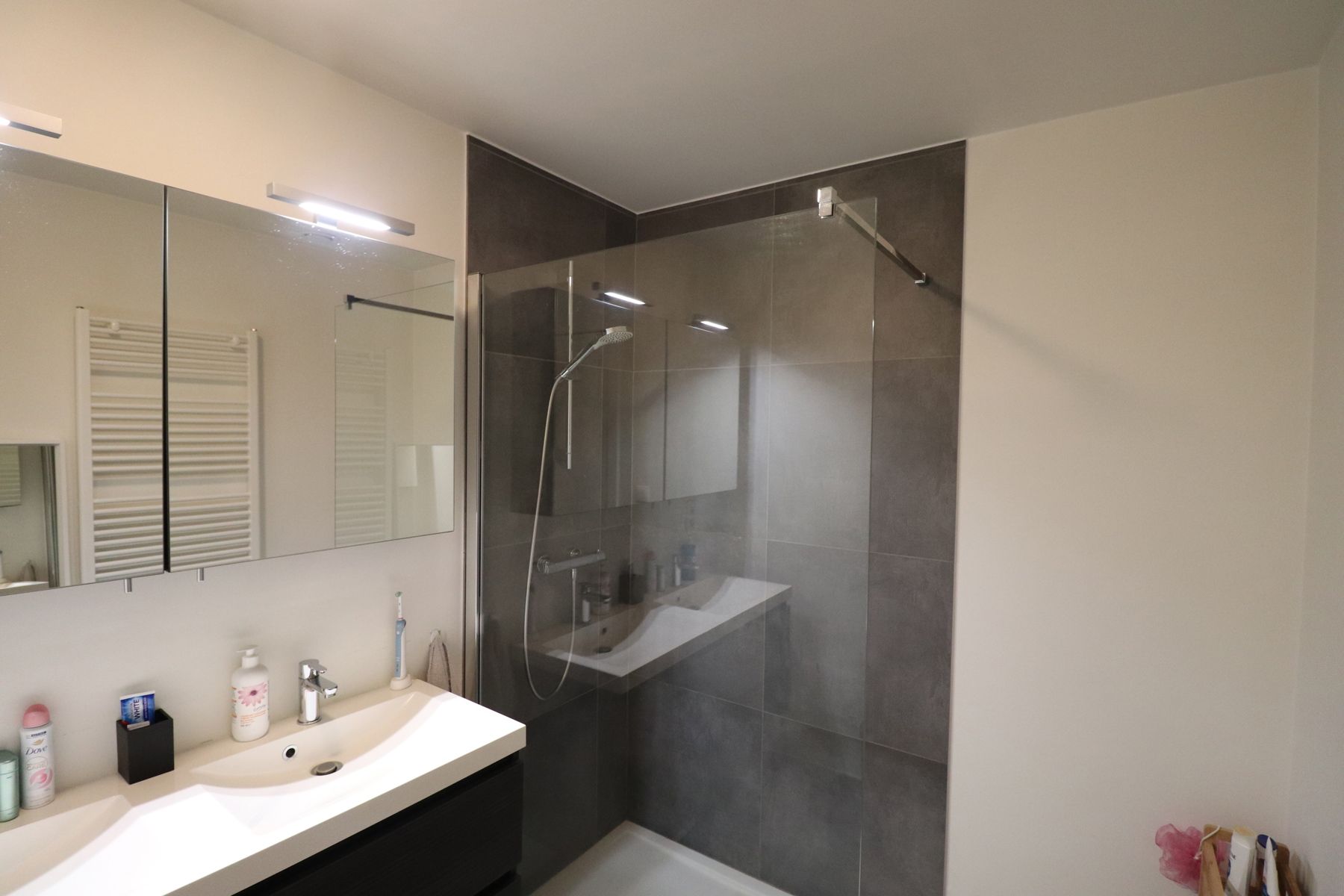 Een mooi afgewerkt appartement op de eerste verdieping rechts - met overdekt terras foto 8