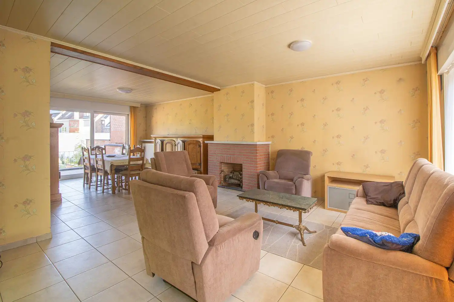 Een ruime gezinswoning (voorheen twee woningen) met 3 slaapkamers en garage met ruime tuin foto 5