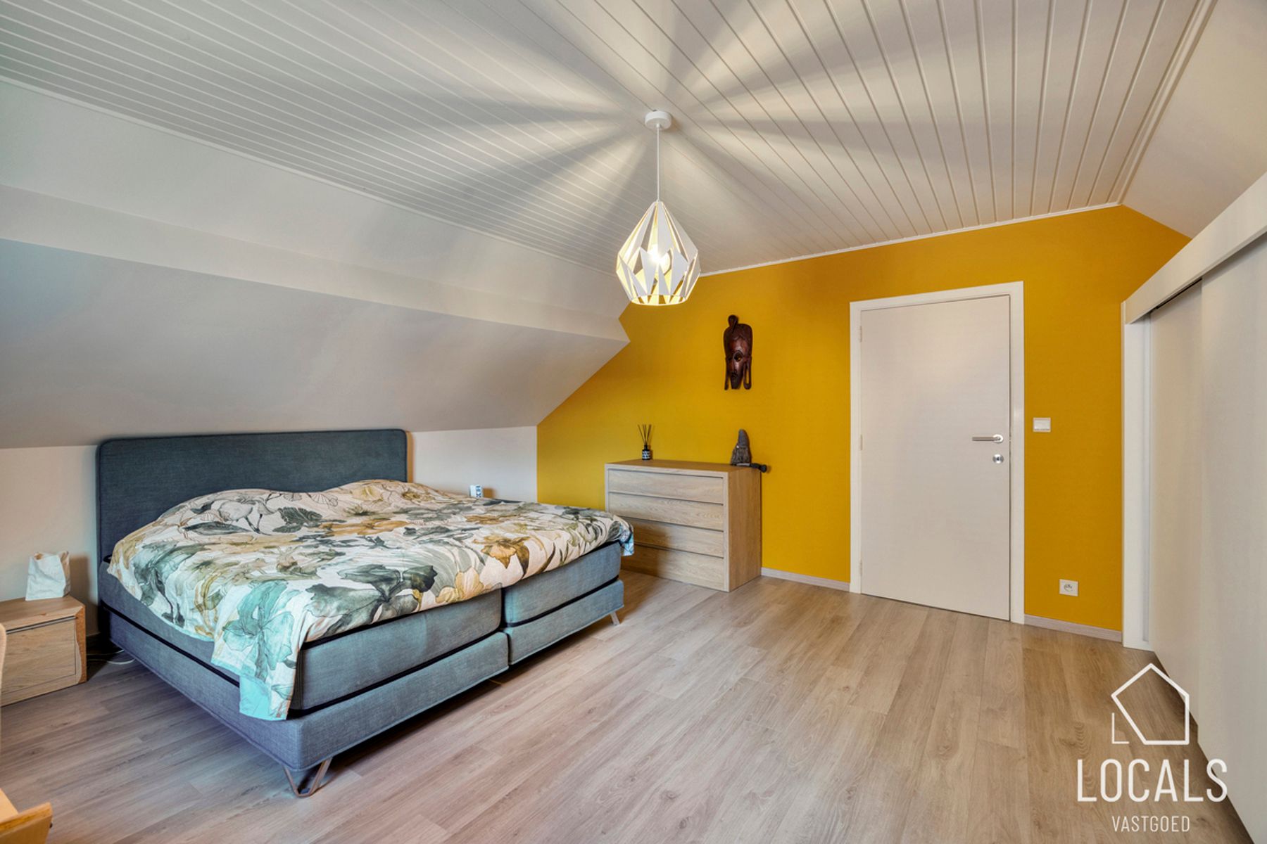 Instapklare halfopen bebouwing met tuin te Okegem foto 20