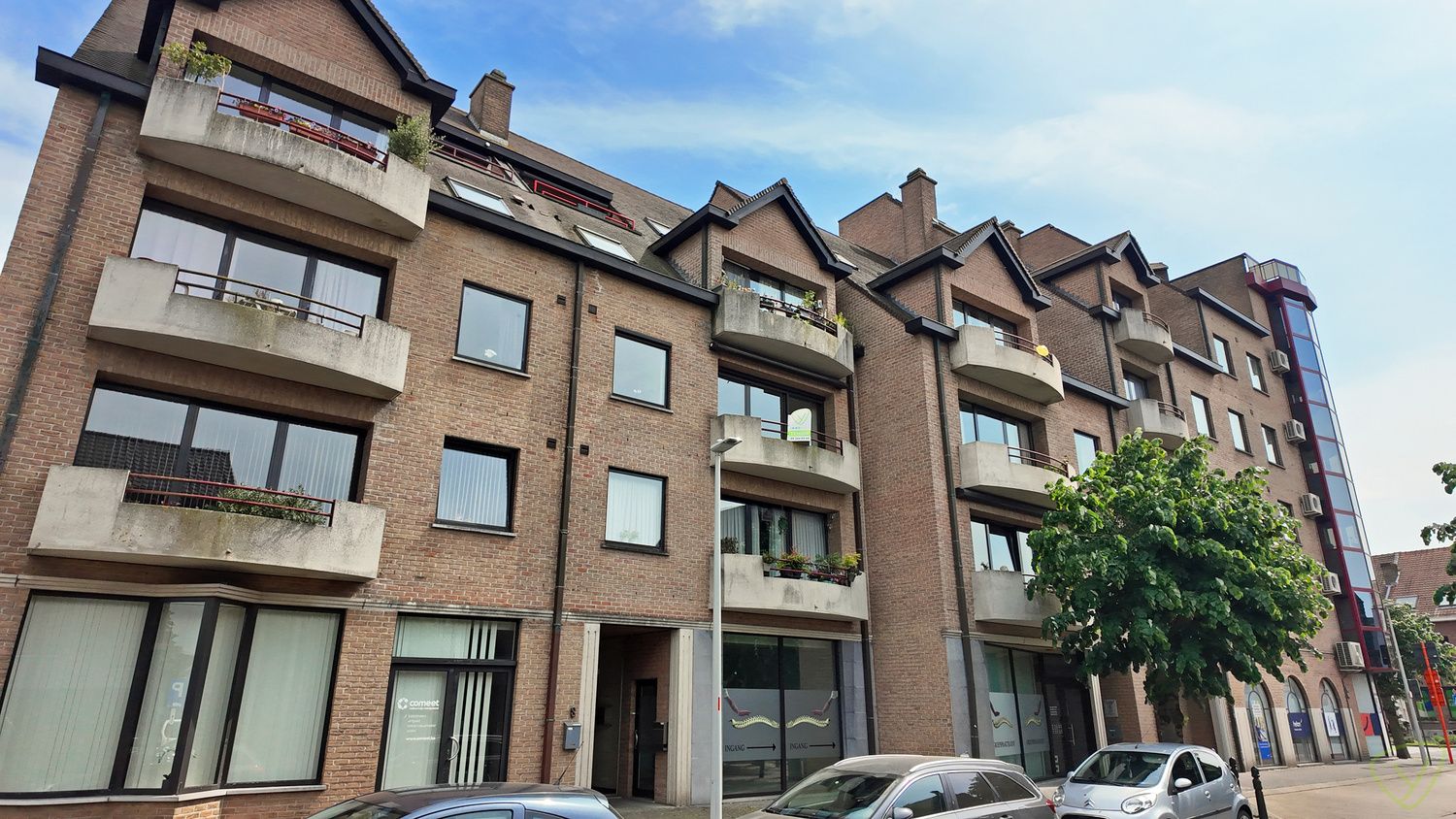 Instapklaar appartement met twee slaapkamers en parkeerplaats inbegrepen! foto 17