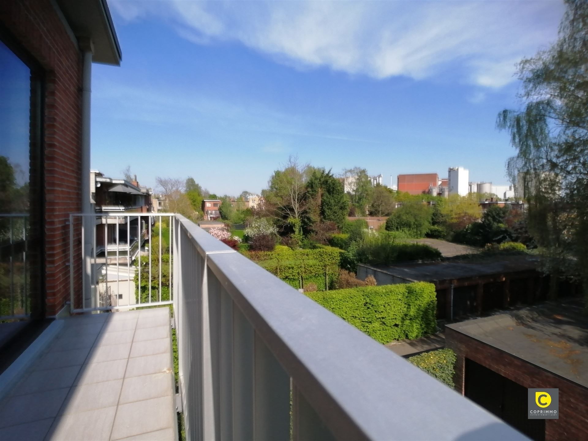 Ruim 2 slpk app+terras+box op toplocatie foto 3