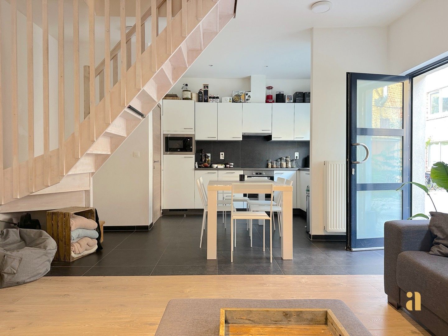 Lichtrijke woning in een gezellige leefstraat foto 4