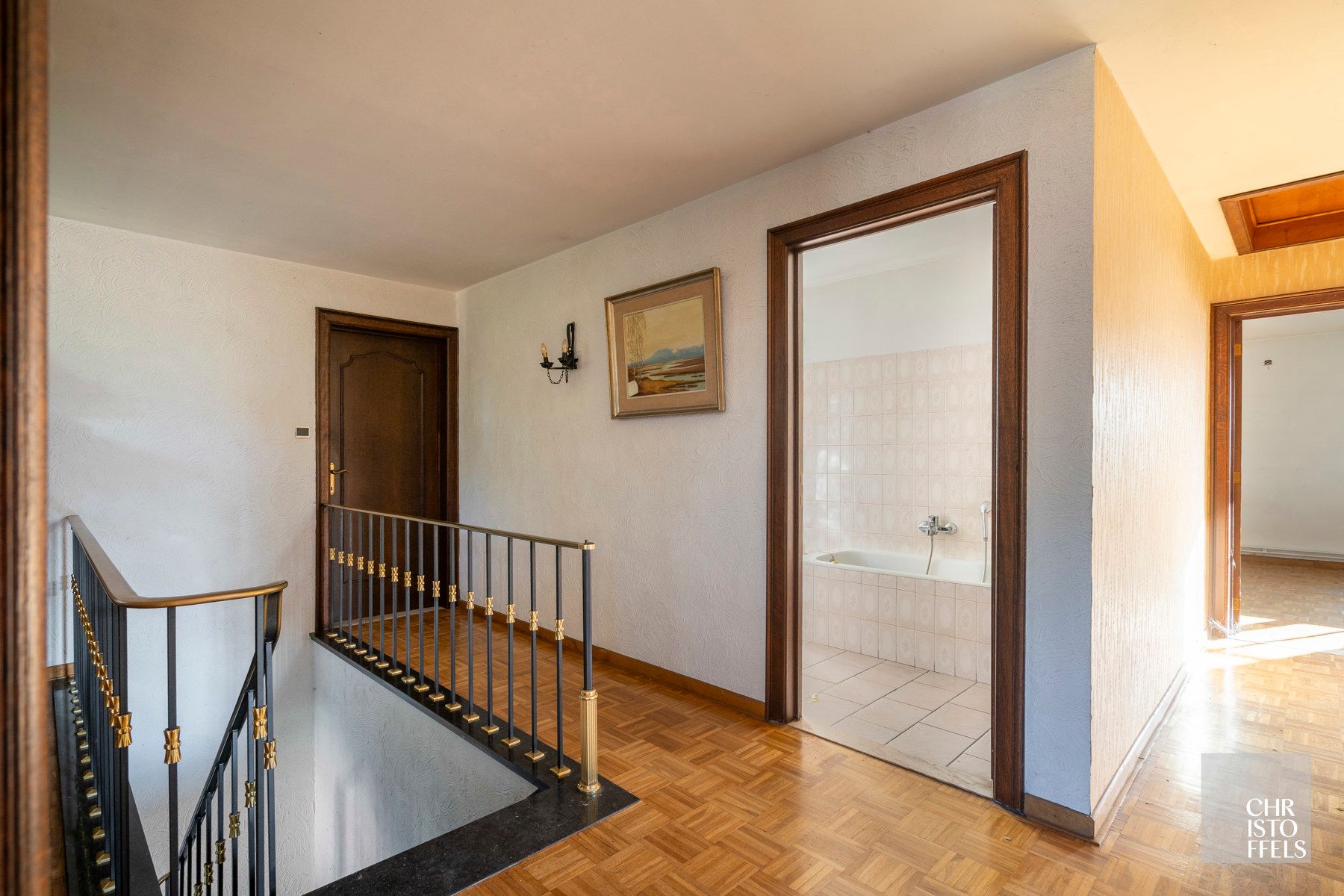 Te renoveren landhuis met bijgebouw van ca 70m² op perceel van 1.390 m²  foto 13