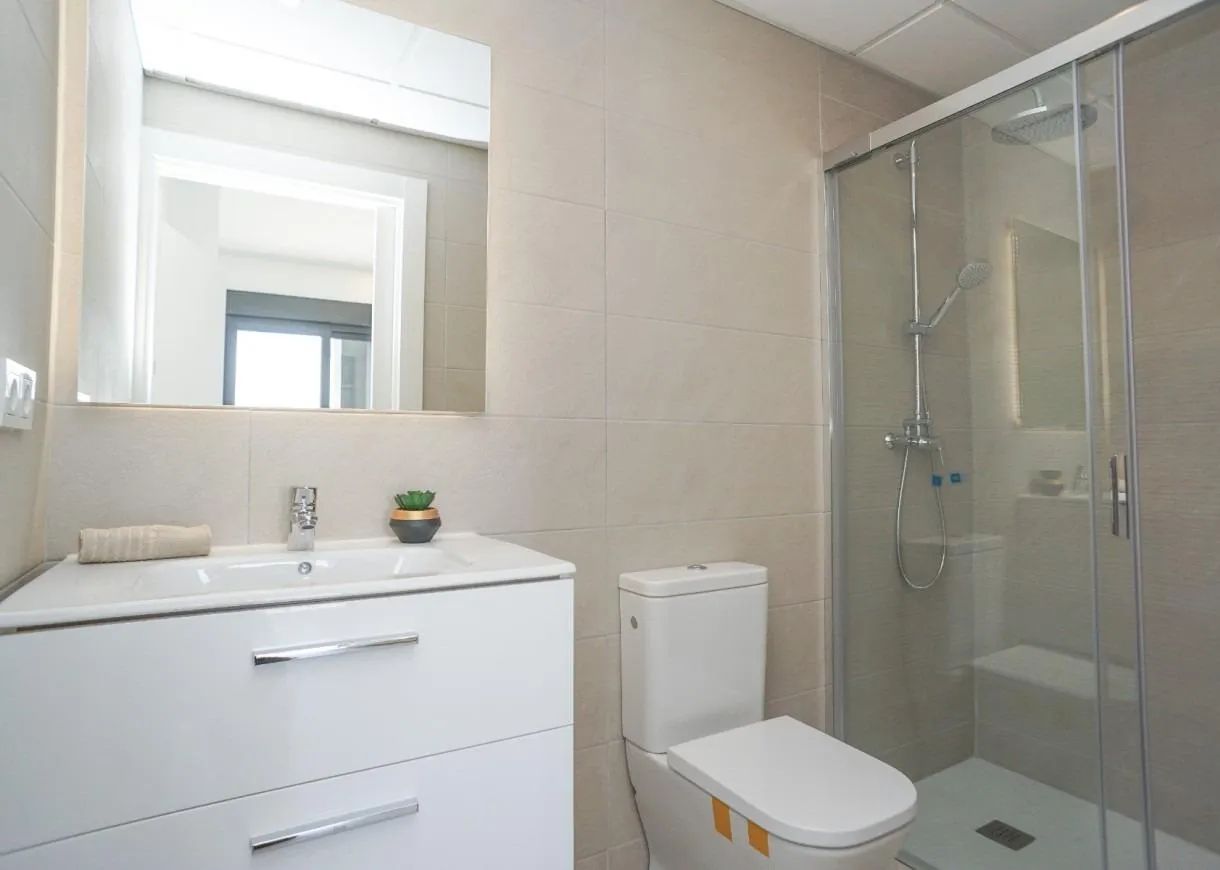 Nieuwe appartementen in La Mata-Torrevieja: modern comfort in een weelderige omgeving foto 19