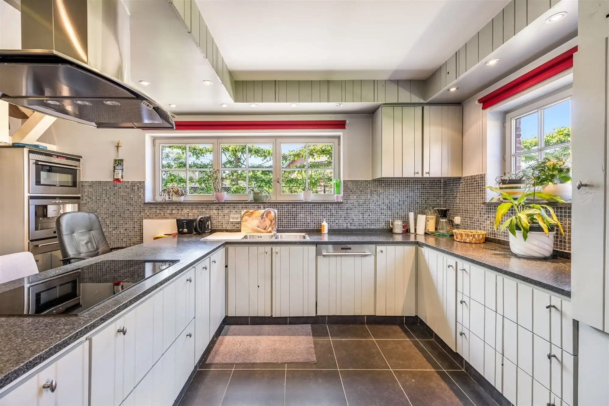 UNIEK EIGENDOM TE PAAL OP PERCEEL VAN MAAR LIEFST 1,2 HECTARE foto 73