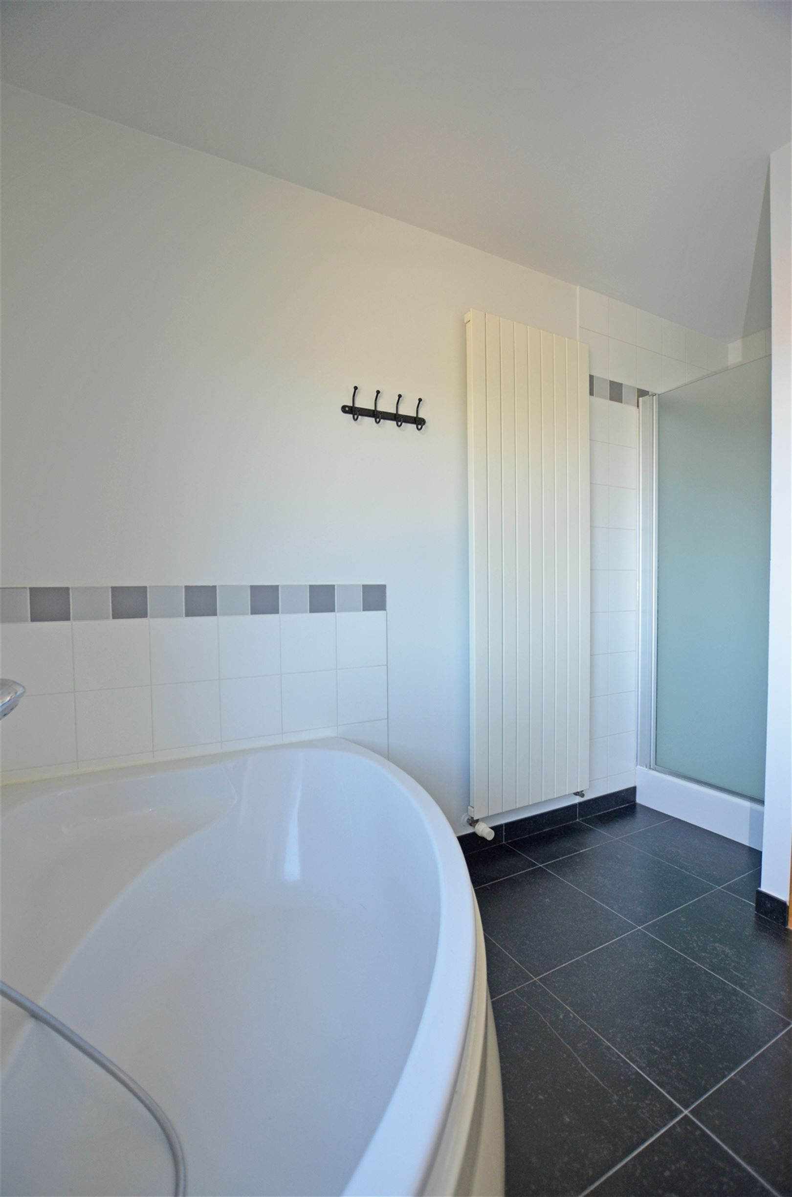 Instapklaar duplex-appartement op centrale ligging foto 11