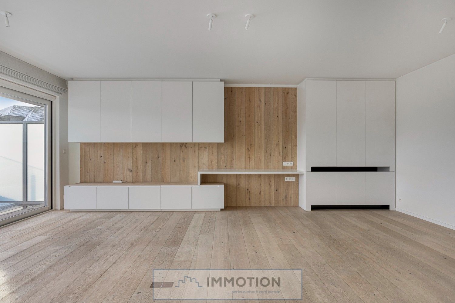 Exclusief appartement met 2 slaapkamers en garage foto 7