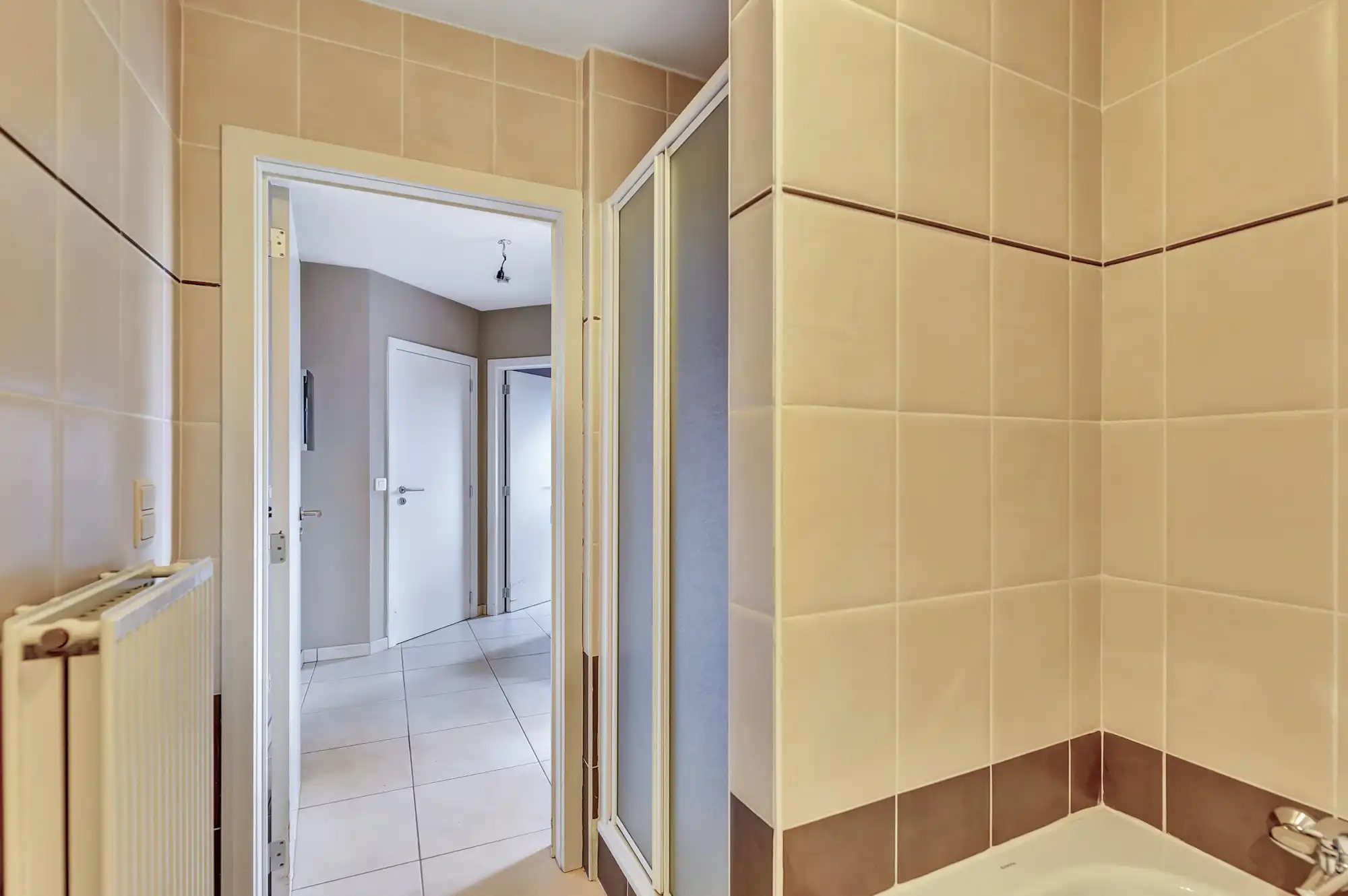 Instapklaar dakappartement in het centrum van Denderhoutem foto 10