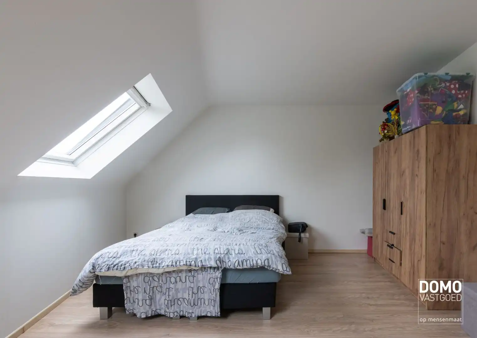 MODERN DUPLEXAPPARTEMENT MET TERRAS EN AUTOSTANDPLAATS IN LANAKEN foto 8