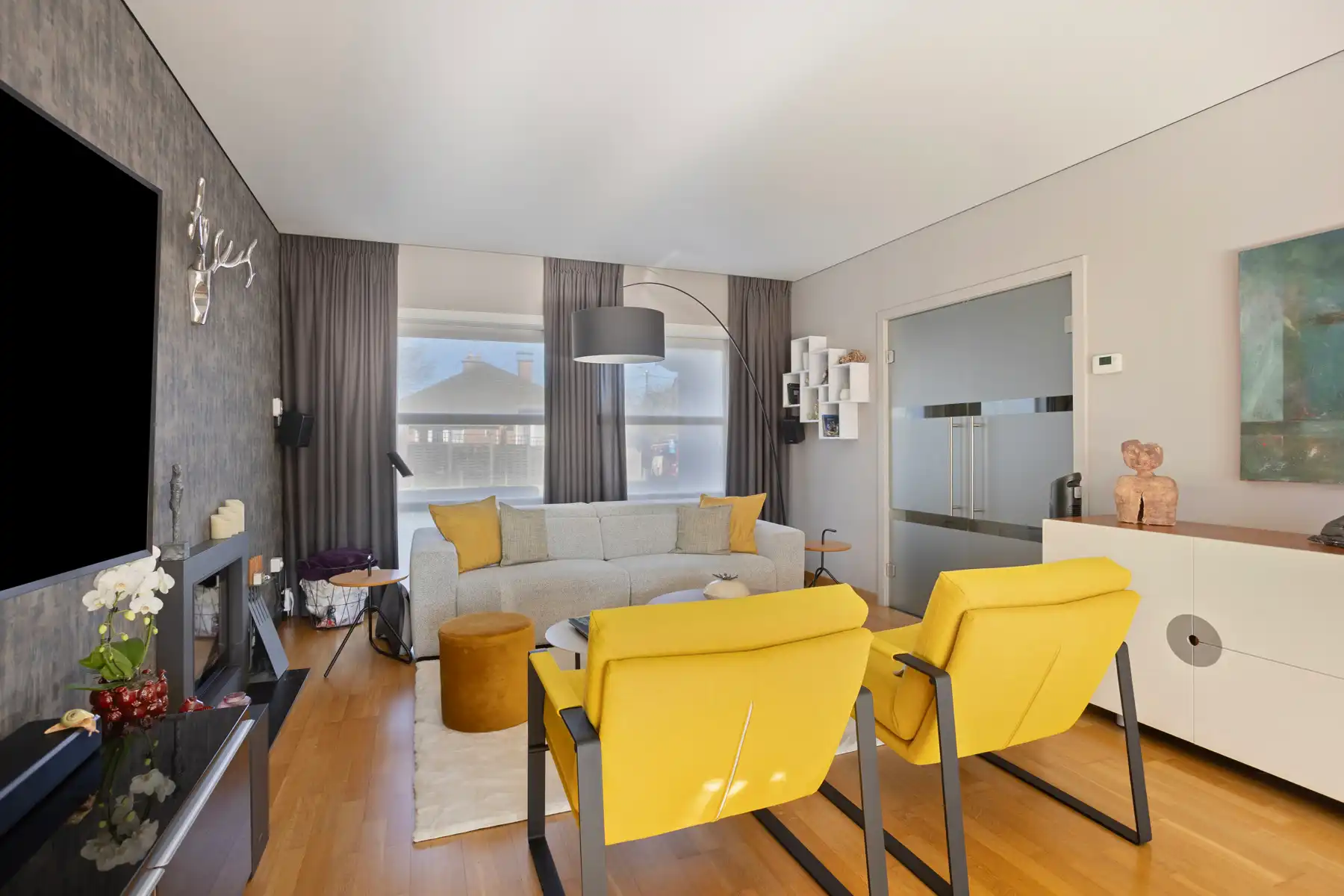 Villa met 3 slaapkamers, 2 badkamers en prachtige tuin foto 4