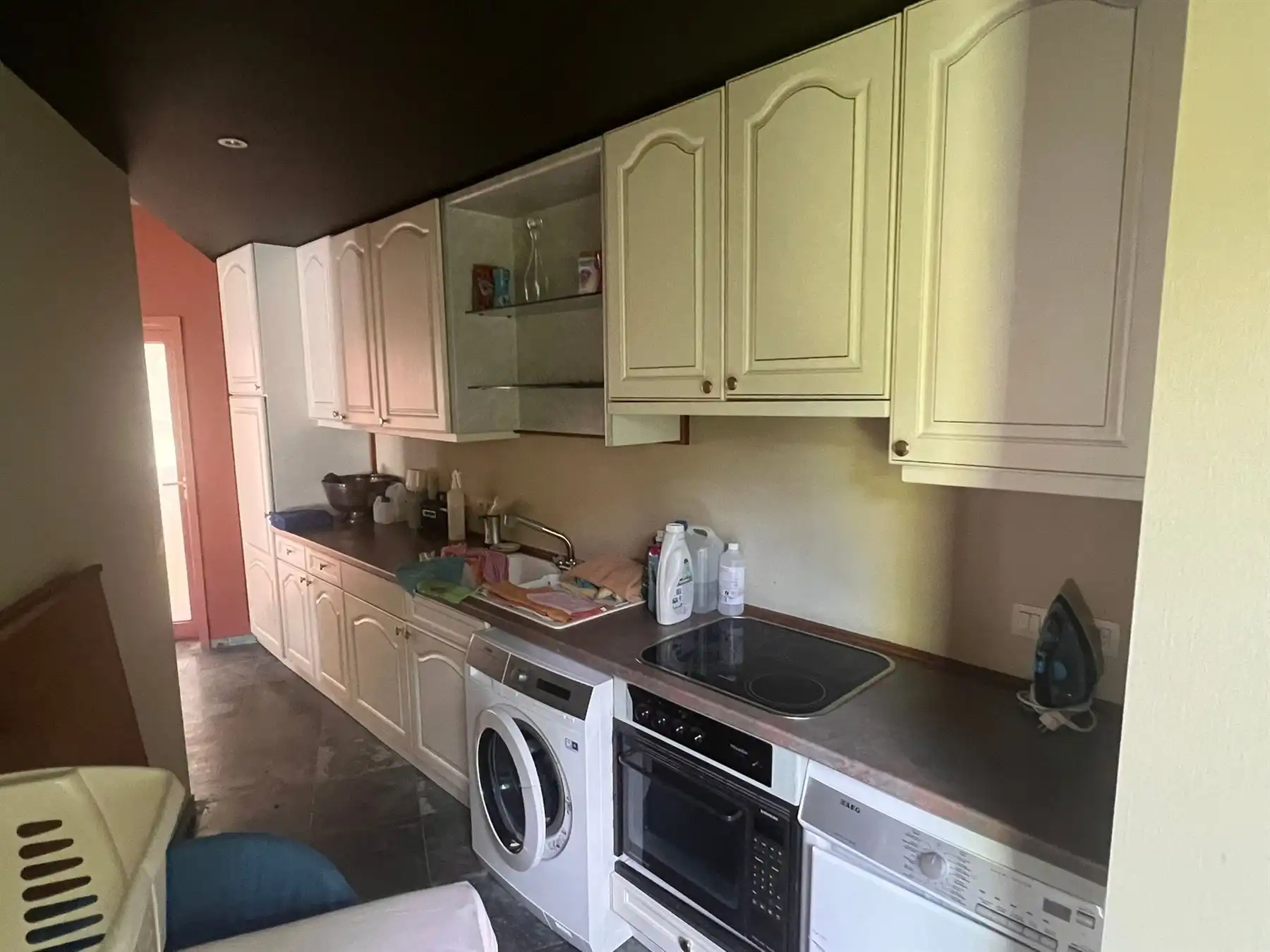 Karaktervolle villa met bijgebouwen foto 31