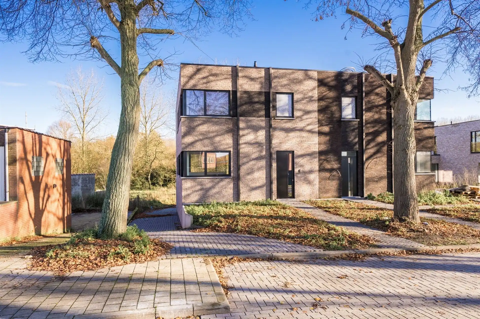PRACHTIGE HALFOPEN NIEUWBOUWWONING met 3 / 4  slaapkamers en mogelijkheid om Privé met Professioneel te combineren (verkoop met registratierechten!) foto 23