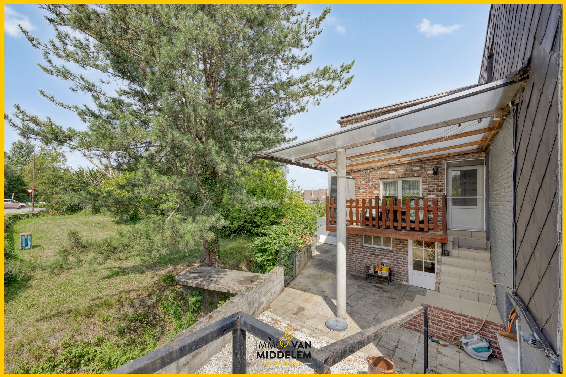 3-GEVELWONING MET 3 KAMERS, BUREAU EN TUIN foto 21