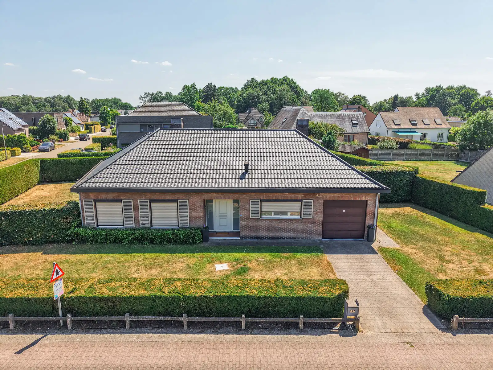 Prachtige, energiezuinige laagbouwvilla met aangename tuin foto 2