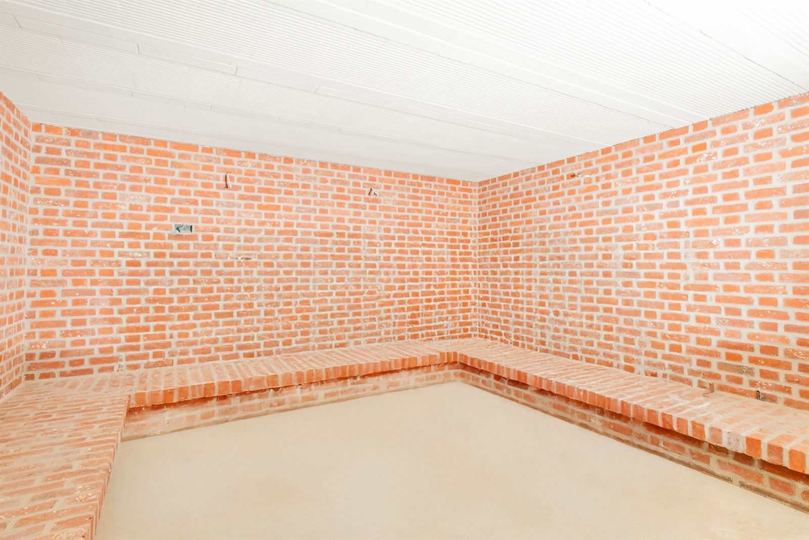 Investeringskans in hartje Herzele foto 9