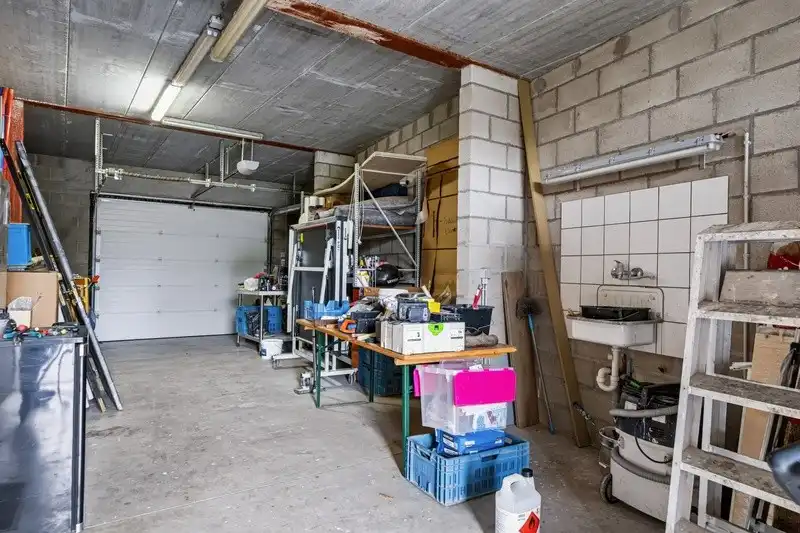 Karaktevolle eengezinswoning met garage en ruime tuin foto 20