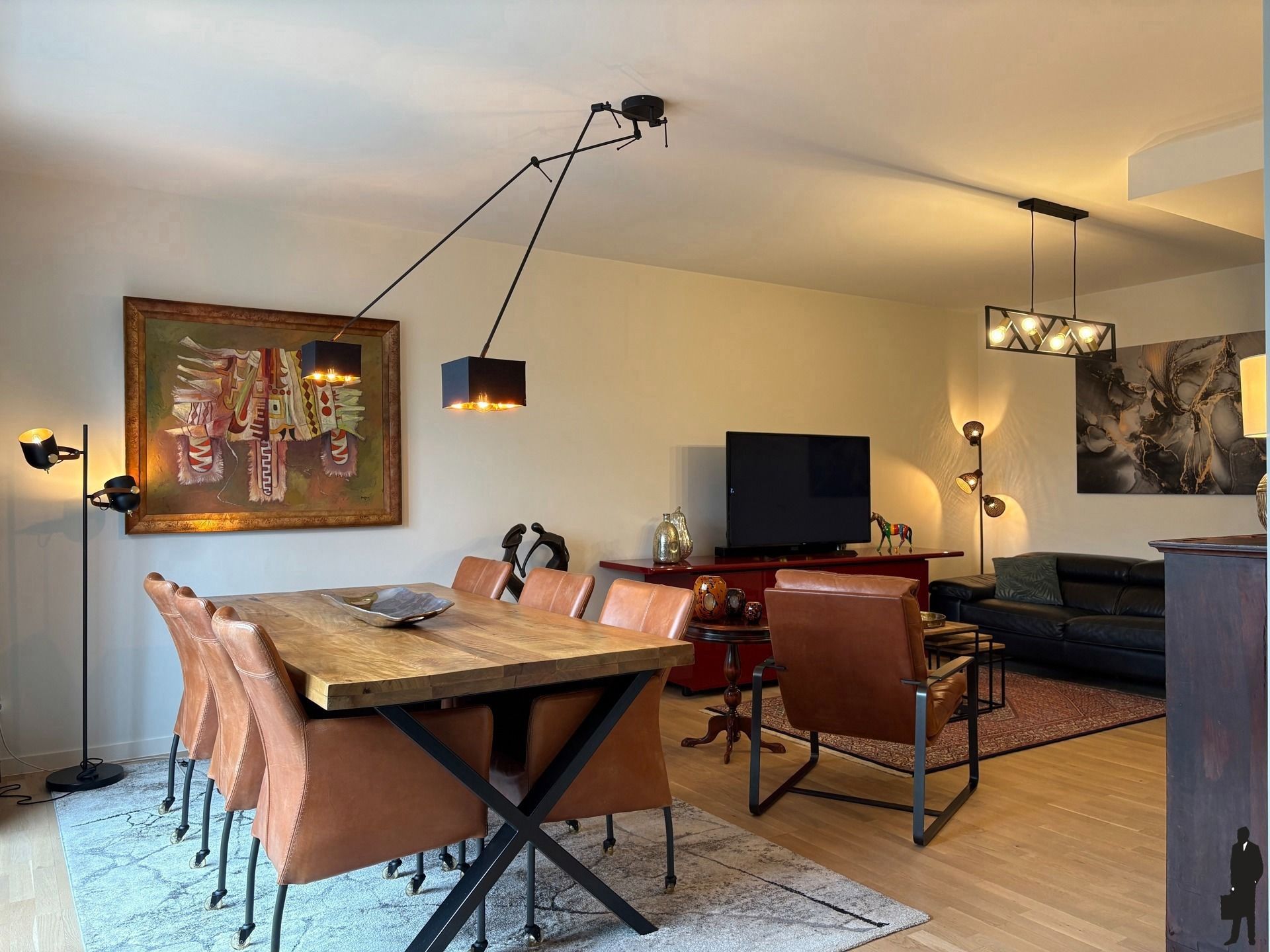 Instapklaar appartement van ca. 88 m² op de tweede verdieping (lift!) met 2 slaapkamers!  foto {{pictureIndex}}