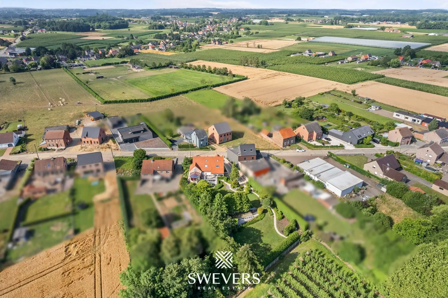 Ruime en instapklare villa met 5 slaapkamers op een perceel van 22a 96ca foto 48