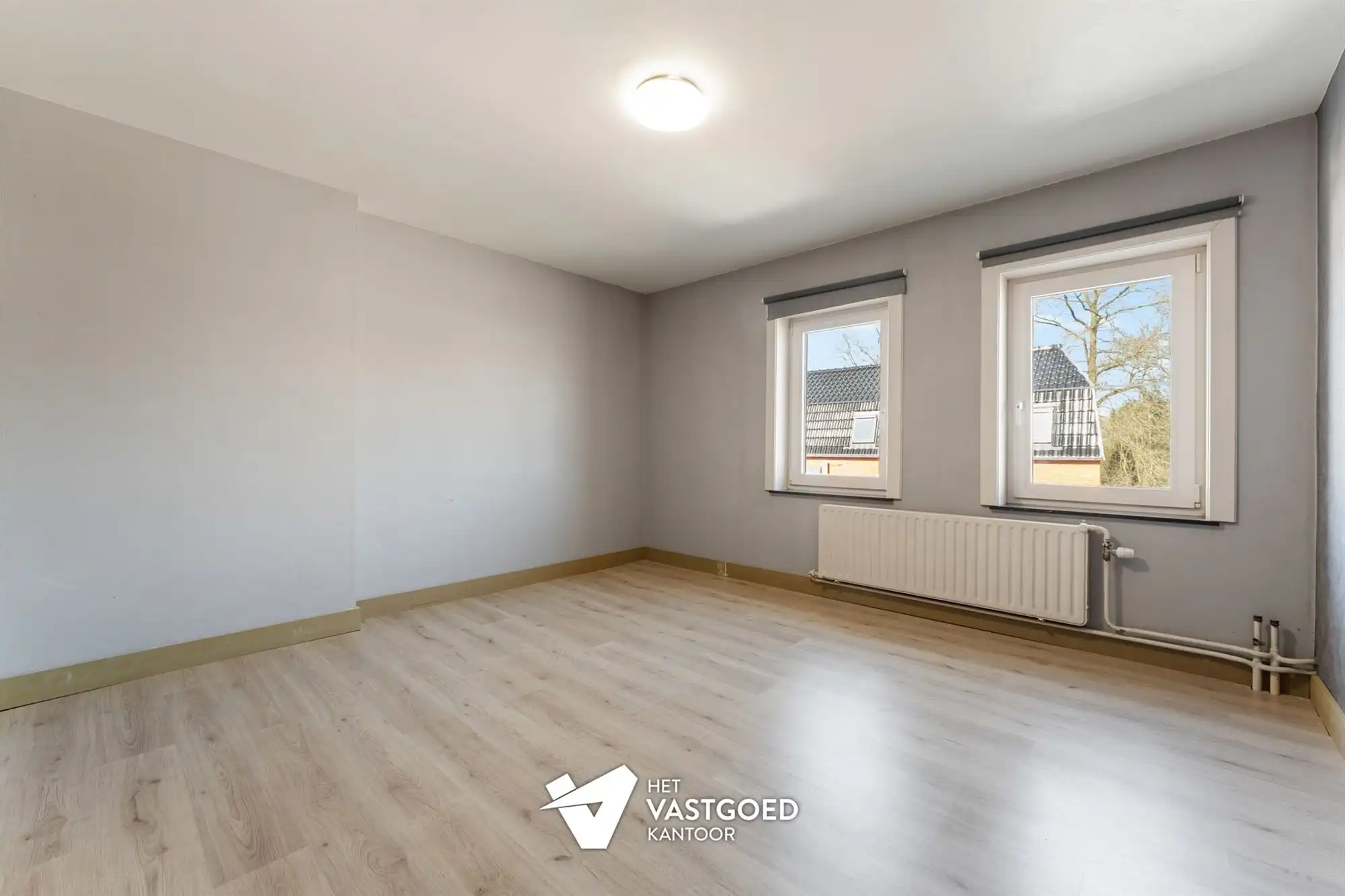 RECENT GERENOVEERDE RUIME WONING (220M²) MET 5 SLAAPKAMERS EN TUIN MET TUINKAMER TE BERINGEN foto 17