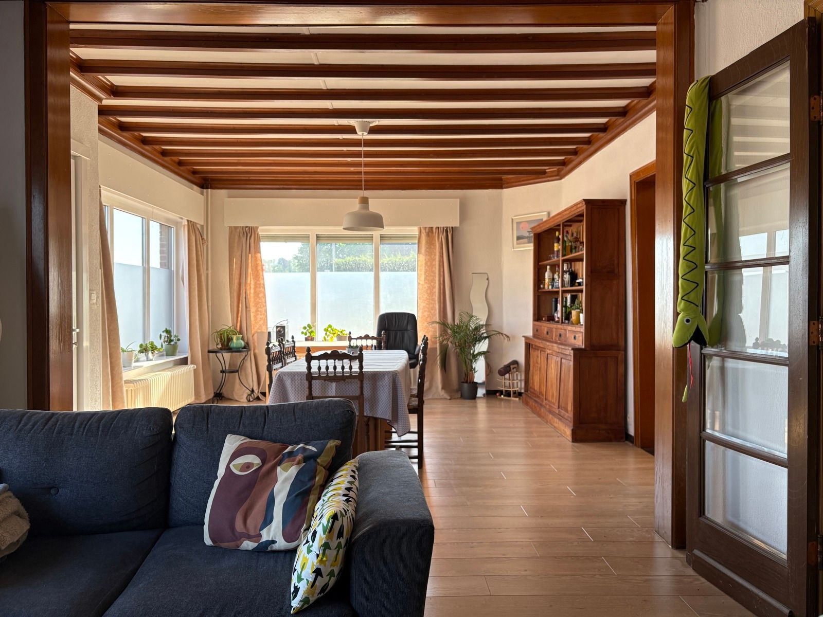 Te renoveren woning met veel potentieel  foto 5