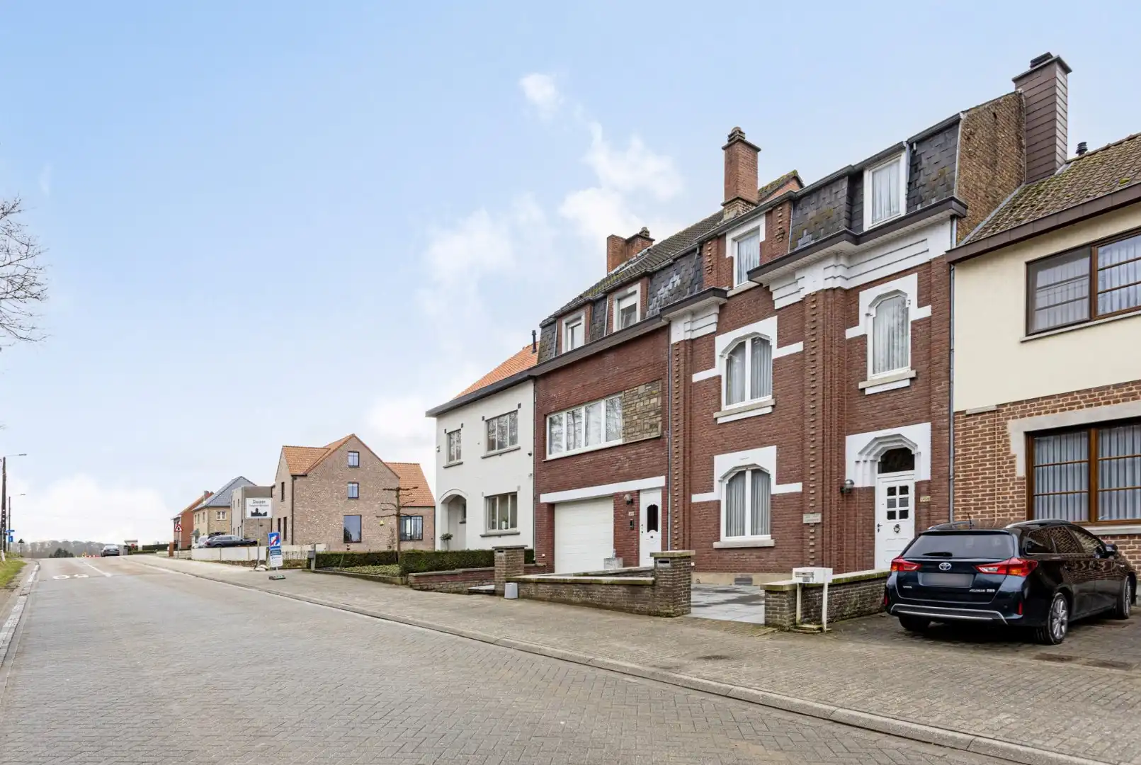 Tweewoonst met ruime werkplaats en garages te Tongeren-Sluizen foto 13