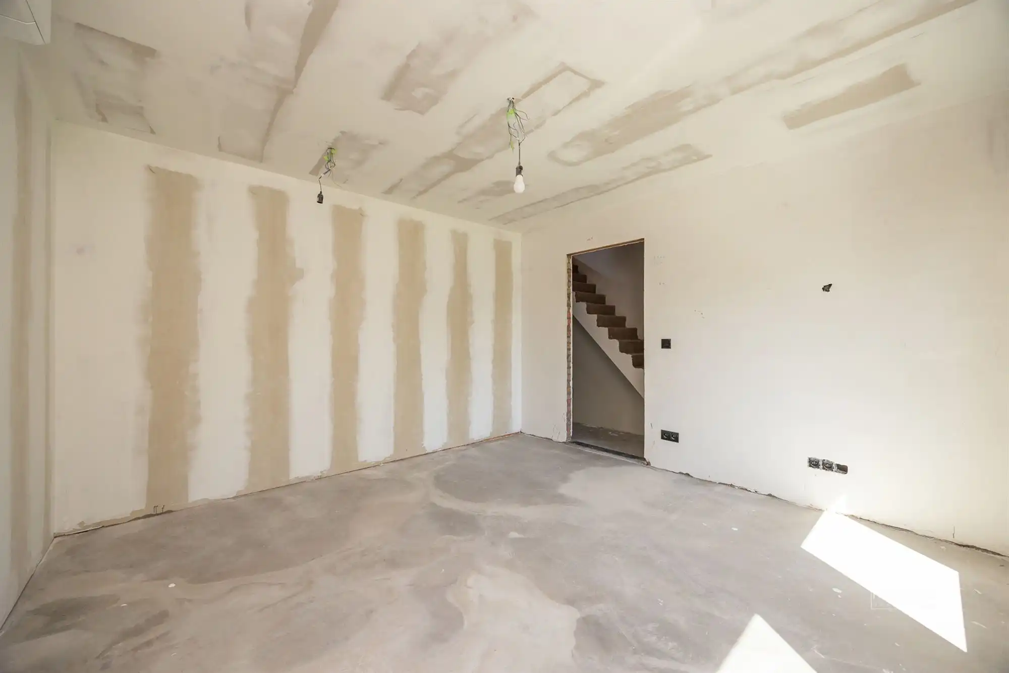 Ruime woning met zonnepanelen, thuisbatterij en tal van mogelijkheden foto 17