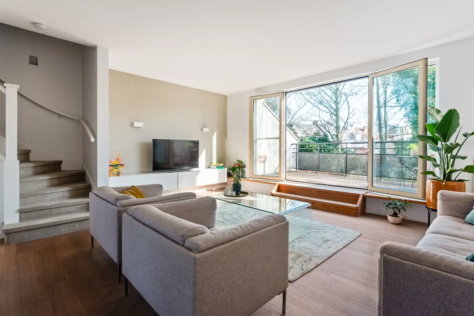 Ideale gezinswoning in groene woonomgeving foto 2