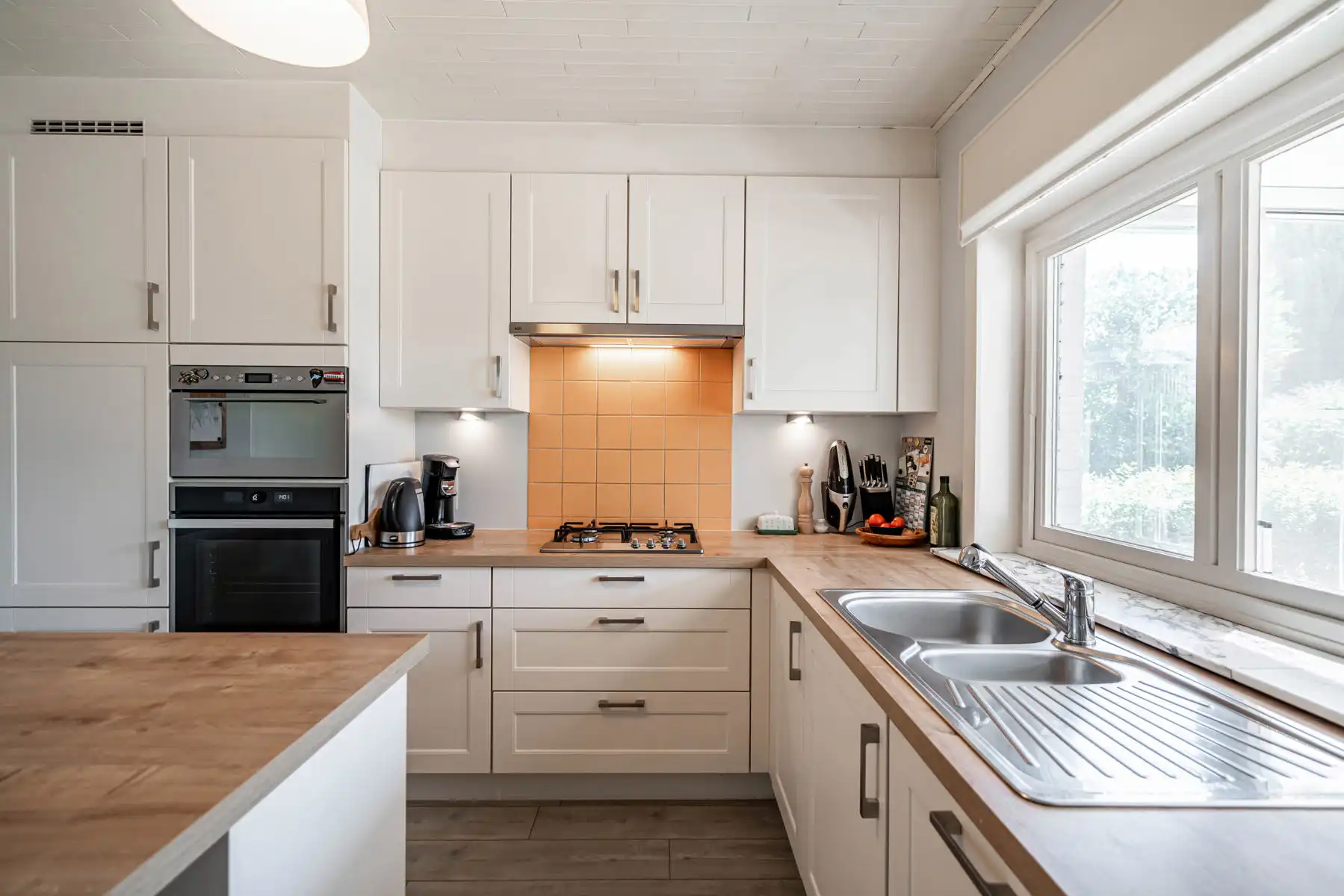 HOB instapklare gezinswoning met tuin! foto 7