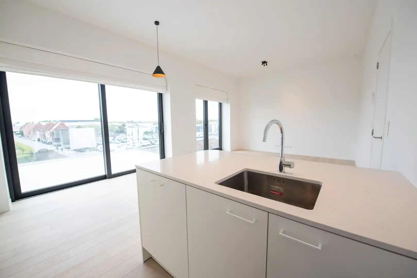 Ruime klassevolle penthouse TE HUUR in Waregem foto 5