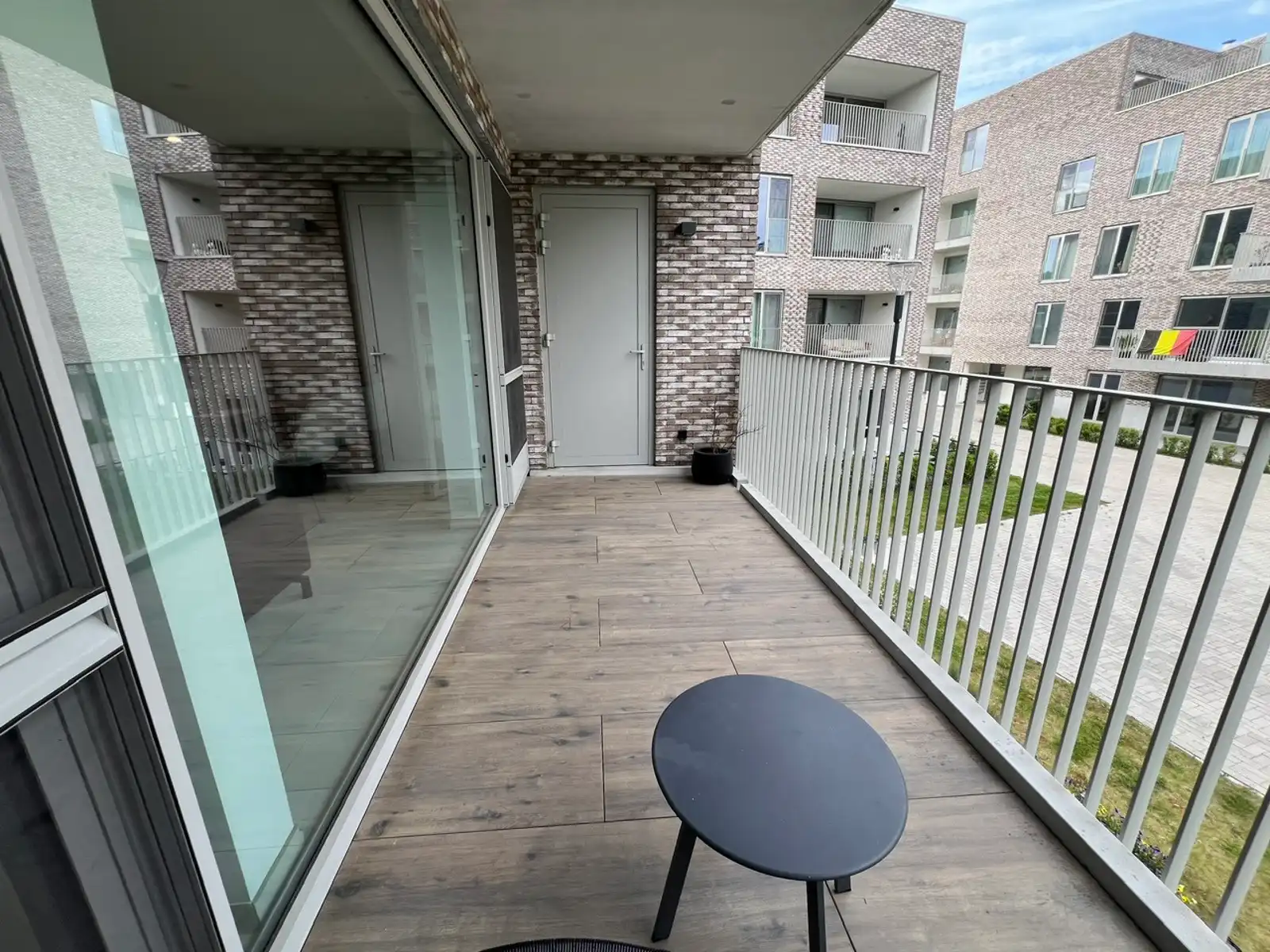 Recent app (EPC A) met 2 slpk, terras, parking en berging  foto 8