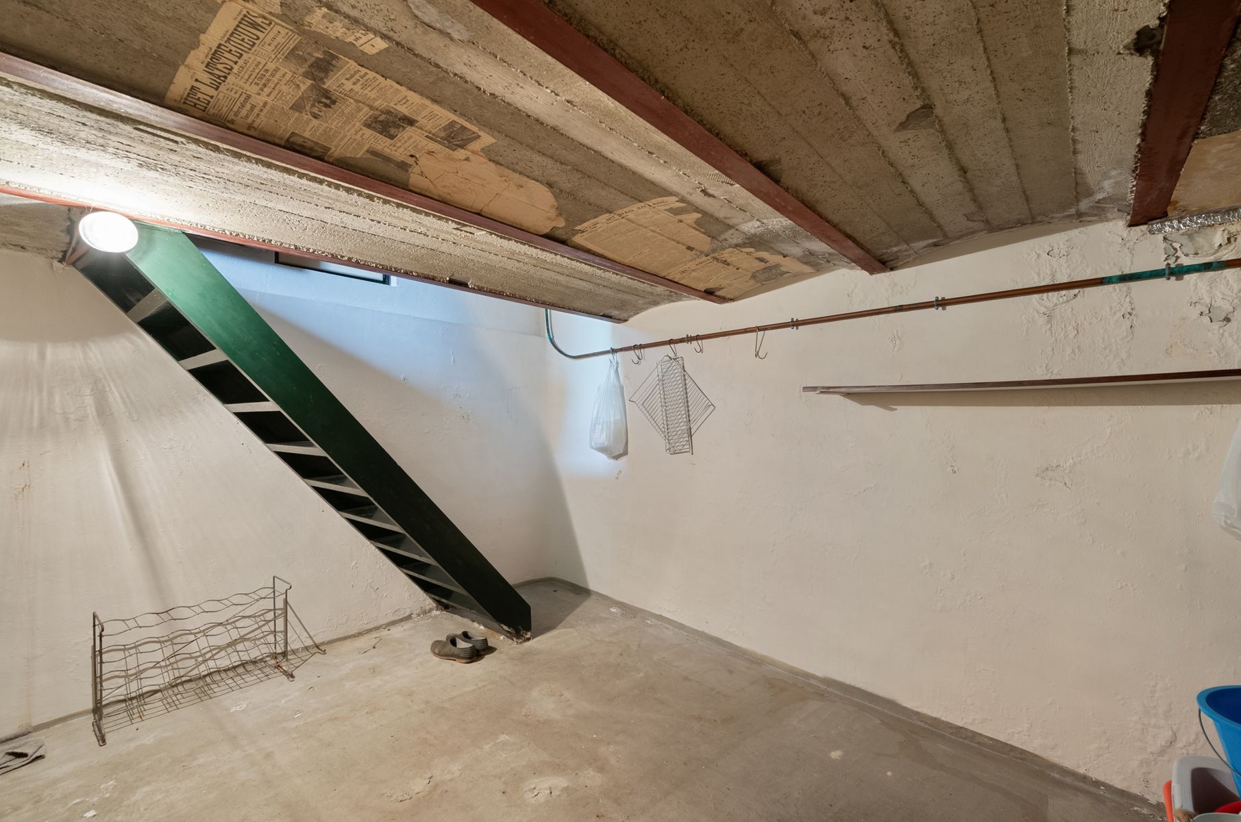 Ruime woning met 3 slaapkamers foto 18