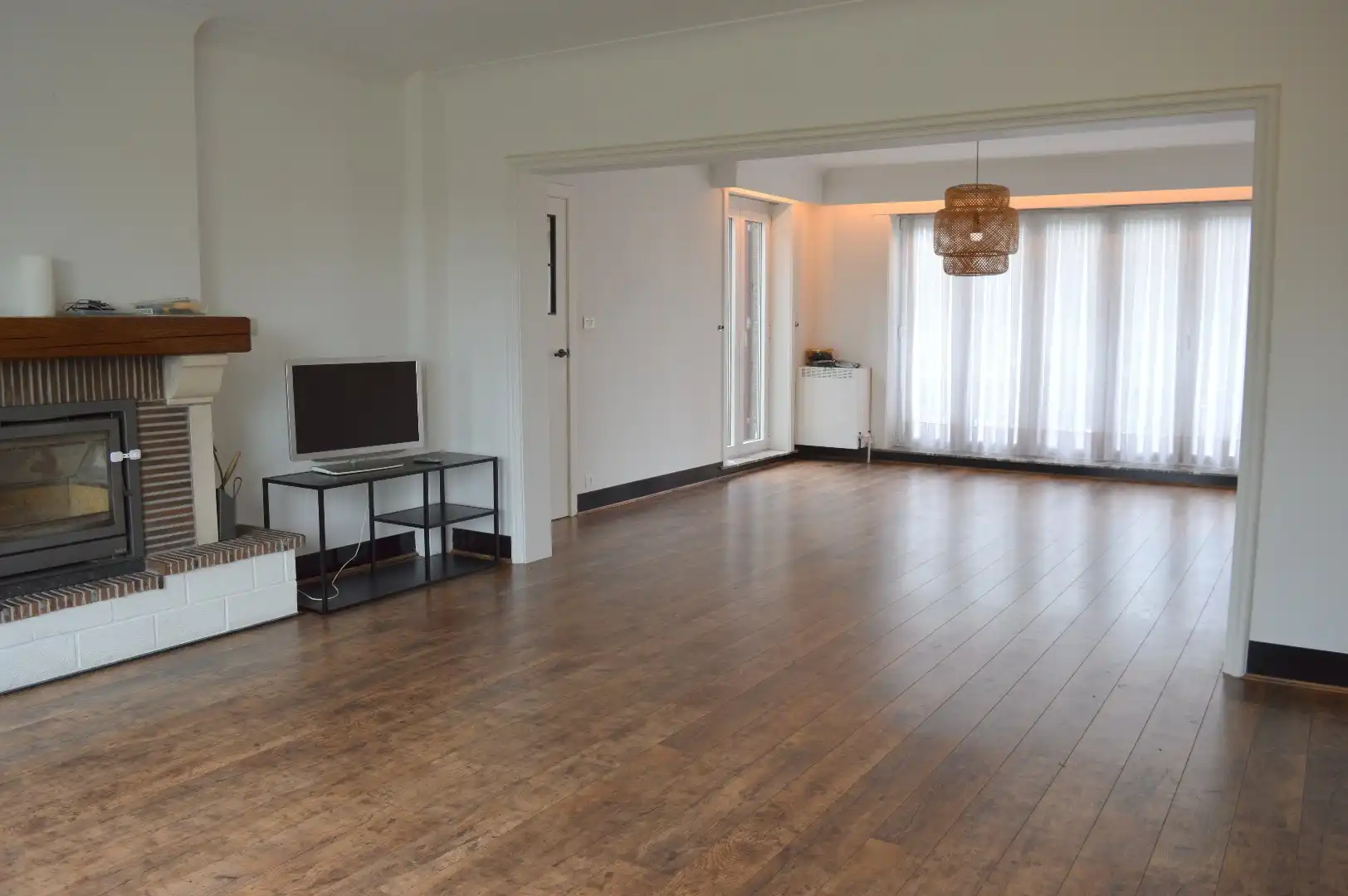 Ruime woning met garage, tuin en 3 slaapkamers in Kortrijk foto 6