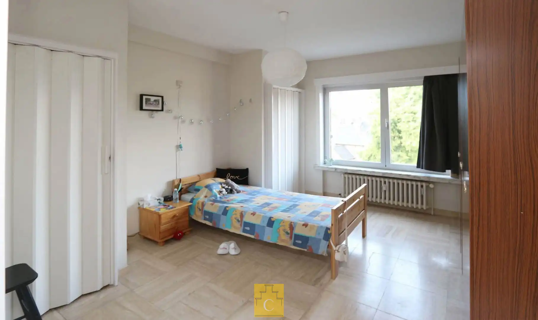 Ruim hoekappartement (155 m2) te Sint-Andries, 3 slaapkamer, terras , lift en garagebox foto 12