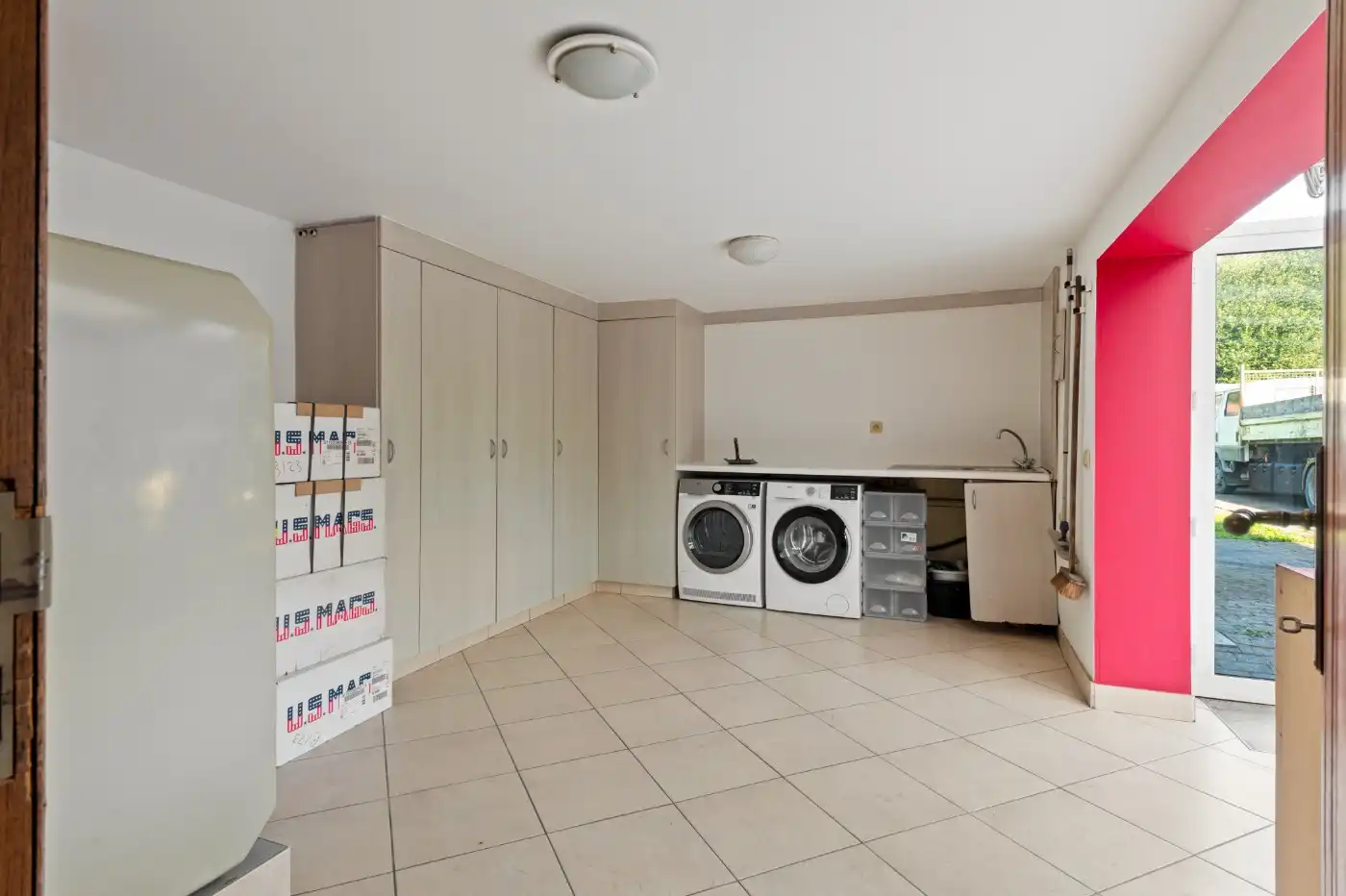 Instapklare woning met 3 slpk., tuin en magazijn te Nijlen foto 11