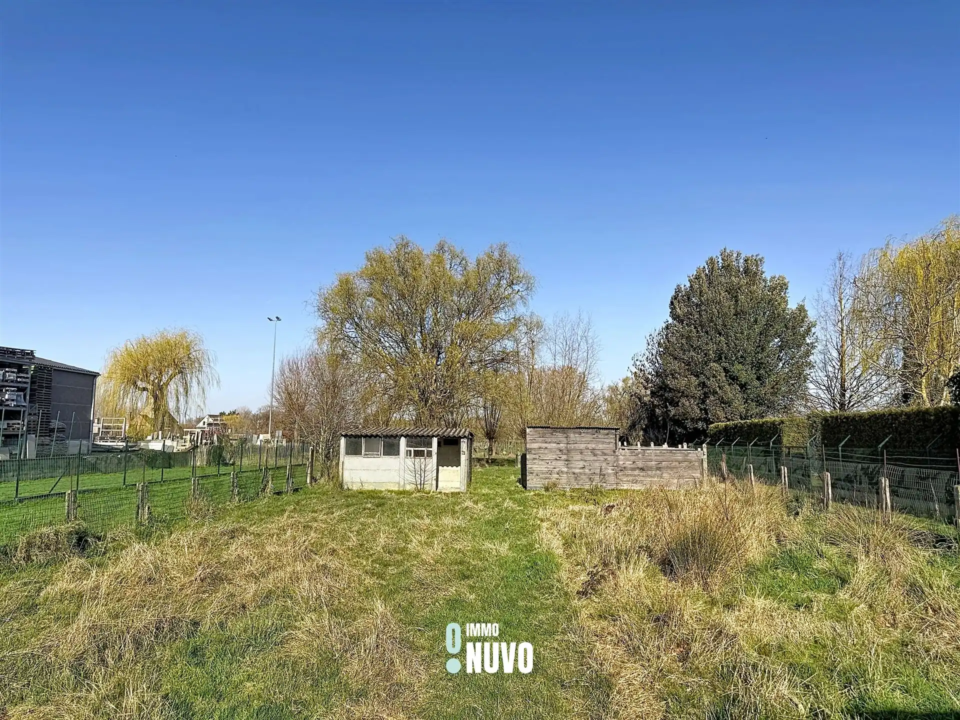 Ruime woning met 4 slpks, kantoor en grote tuin foto 24