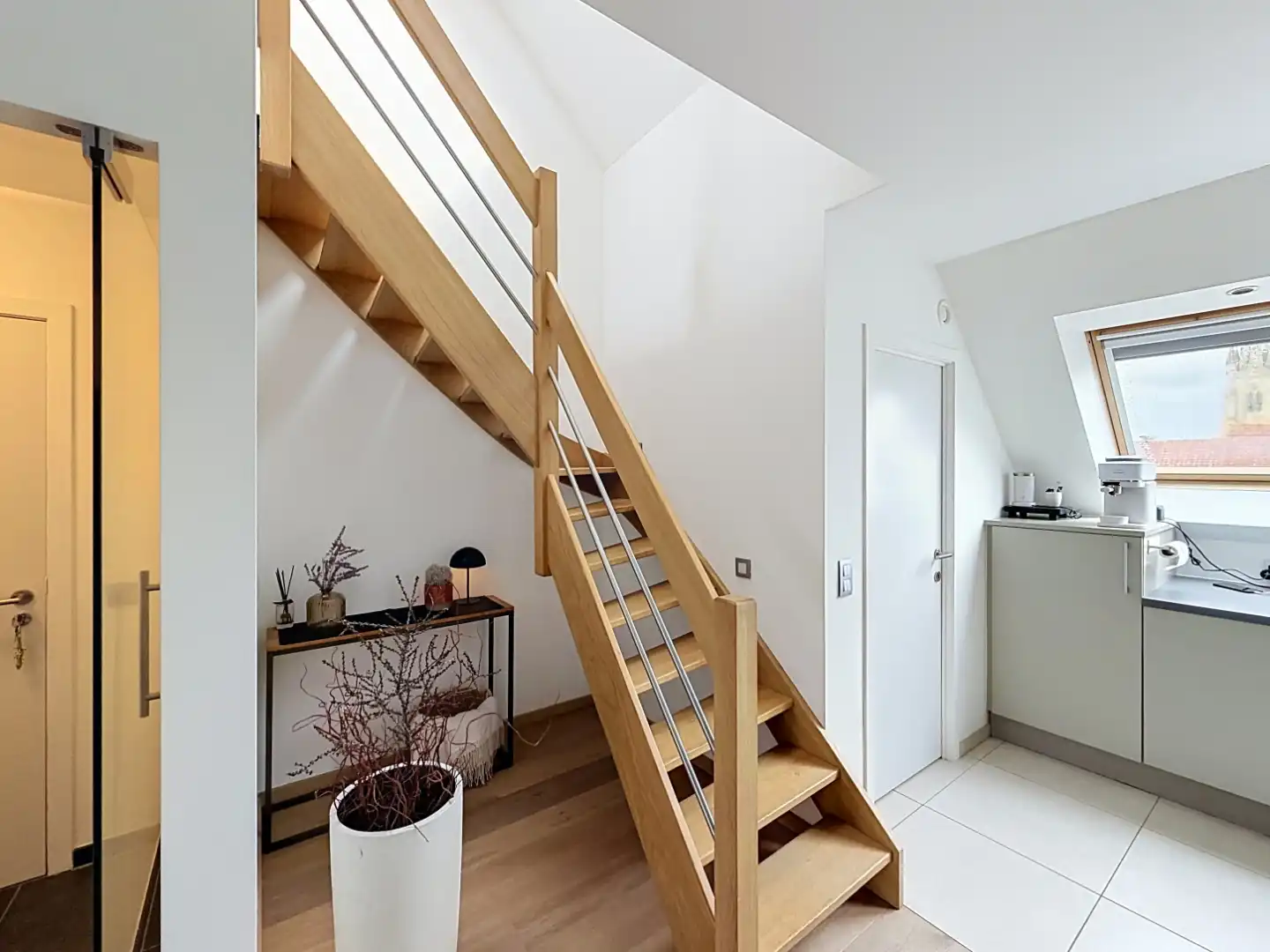 Instapklaar luxueus duplex appartement met zonnig terras te Nieuwpoort-Stad foto 8